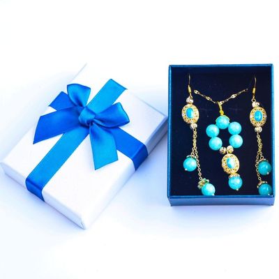 Collar y aro de perlas de piedras preciosas hechos a mano Revestimiento de oro de cobre