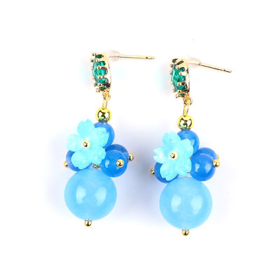 Cristales azules de calcedonia hechos a mano DIY colgante oval con orejas de punta de perla adecuadas para el uso diario