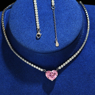 Elegante forma de corazón Aqua Azul 925 Sterling Plata Corazón Collar de piedra preciosa