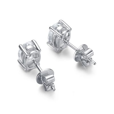 18k oro moissanita diamantes ovalado pendientes pernos para el regalo