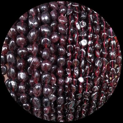 Piedra preciosa de cristal natural de forma irregular Filamentos de perlas sueltas para collares y pulseras