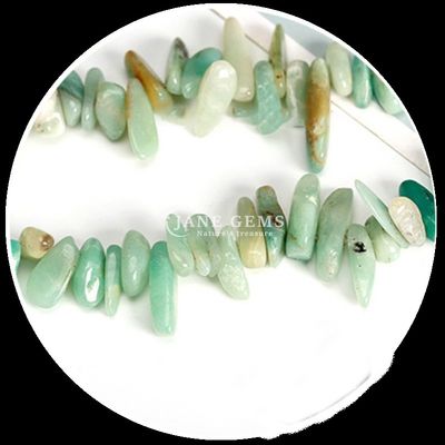 Piedra preciosa natural Forma irregular de los dientes Lapislázuli Chips de cornalina Graja hebras de cuentas sueltas para hacer joyas