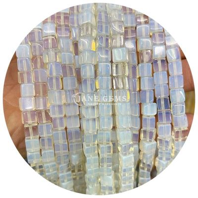 Venta al por mayor de cristal natural de piedra preciosa cuadrados de forma de cubo cubo de piedra suelta de cuentas accesorios cubo de cuentas espaciadores para joyería