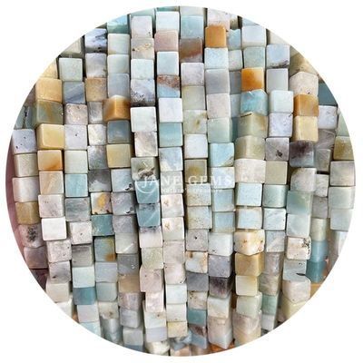 Venta al por mayor de cristal natural de piedra preciosa cuadrados de forma de cubo cubo de piedra suelta de cuentas accesorios cubo de cuentas espaciadores para joyería