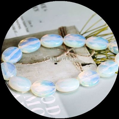 Características de las cuentas de piedra de forma ovalada con facetas de cristal natural opalita de piedra de punto azul