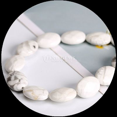 Características de las cuentas de oro de forma ovalada con facetas Cristal natural Howlite Copo de nieve Obsidiana Piedra de cuentas sueltas