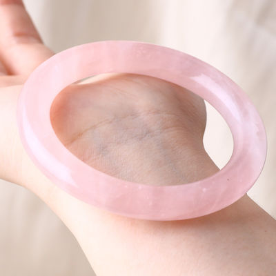 Piedra de cristal natural pulida rosa rosa cuarzo brazalete de cristal joyas para el cumpleaños regalo